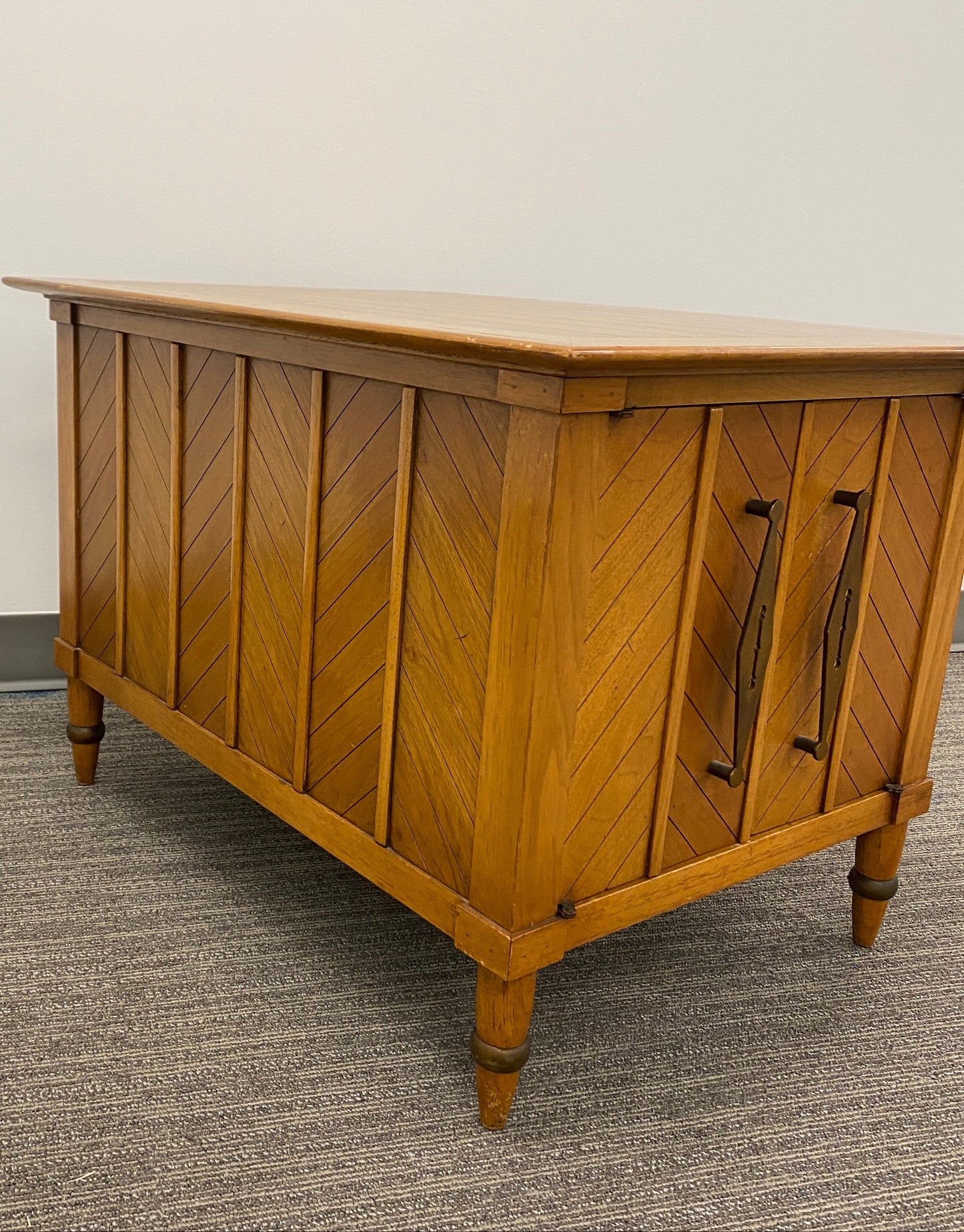 Vintage Midcentury "Sophisticate" Side Table by Tomlinson