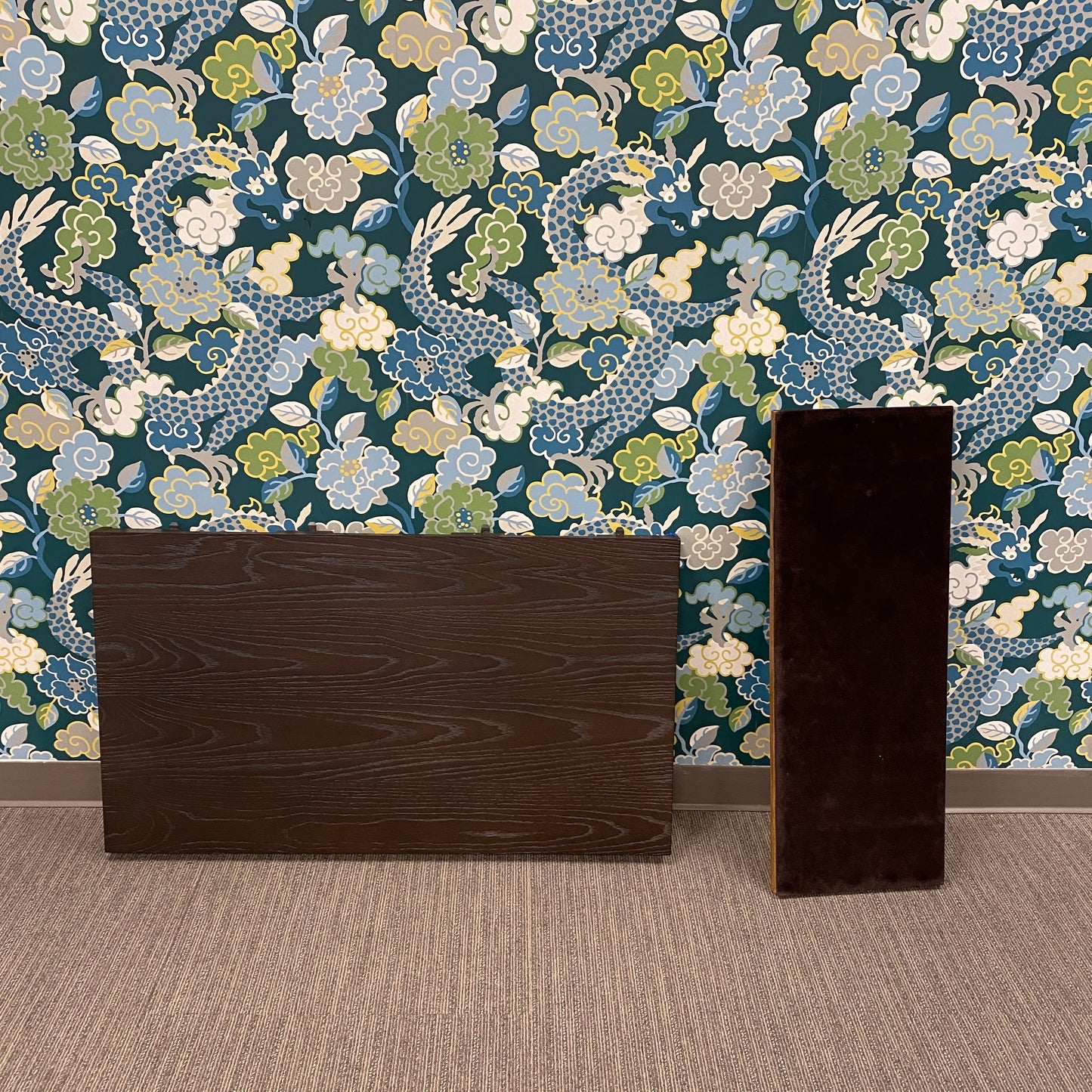 Lexington Furniture "Verbatim" Dining Table
