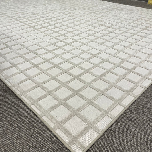 "Antrim Square" Grey Wool Blend Rug - 9.6" x 13.6"