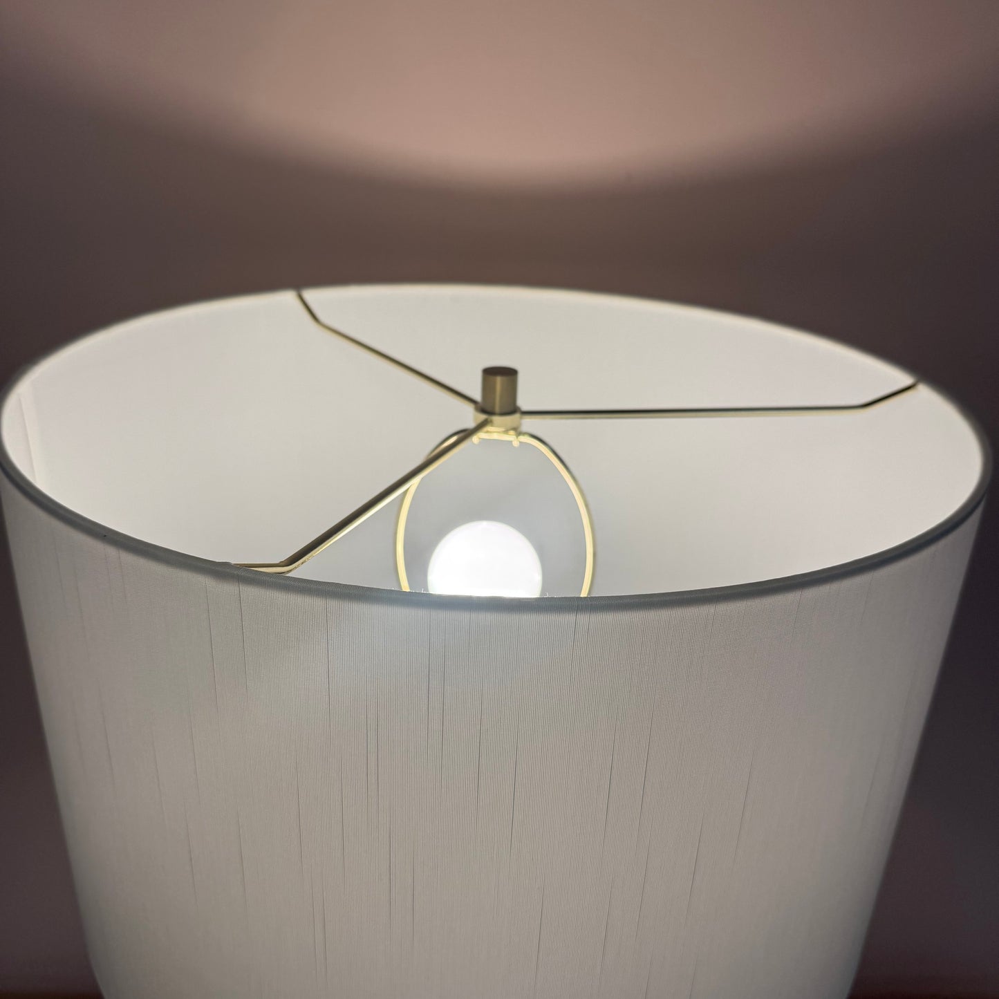 Chelsea House Ripple Ceramic Table Lamp