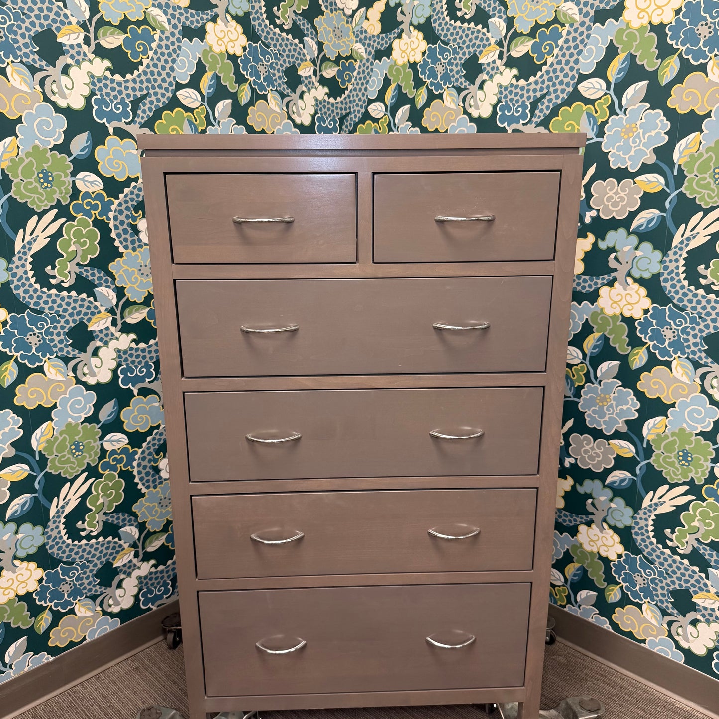 Solid Wood 6-Drawer Dresser