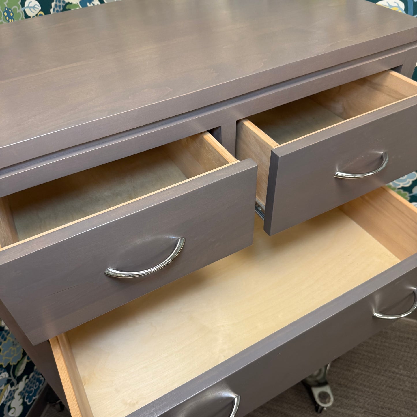 Solid Wood 6-Drawer Dresser